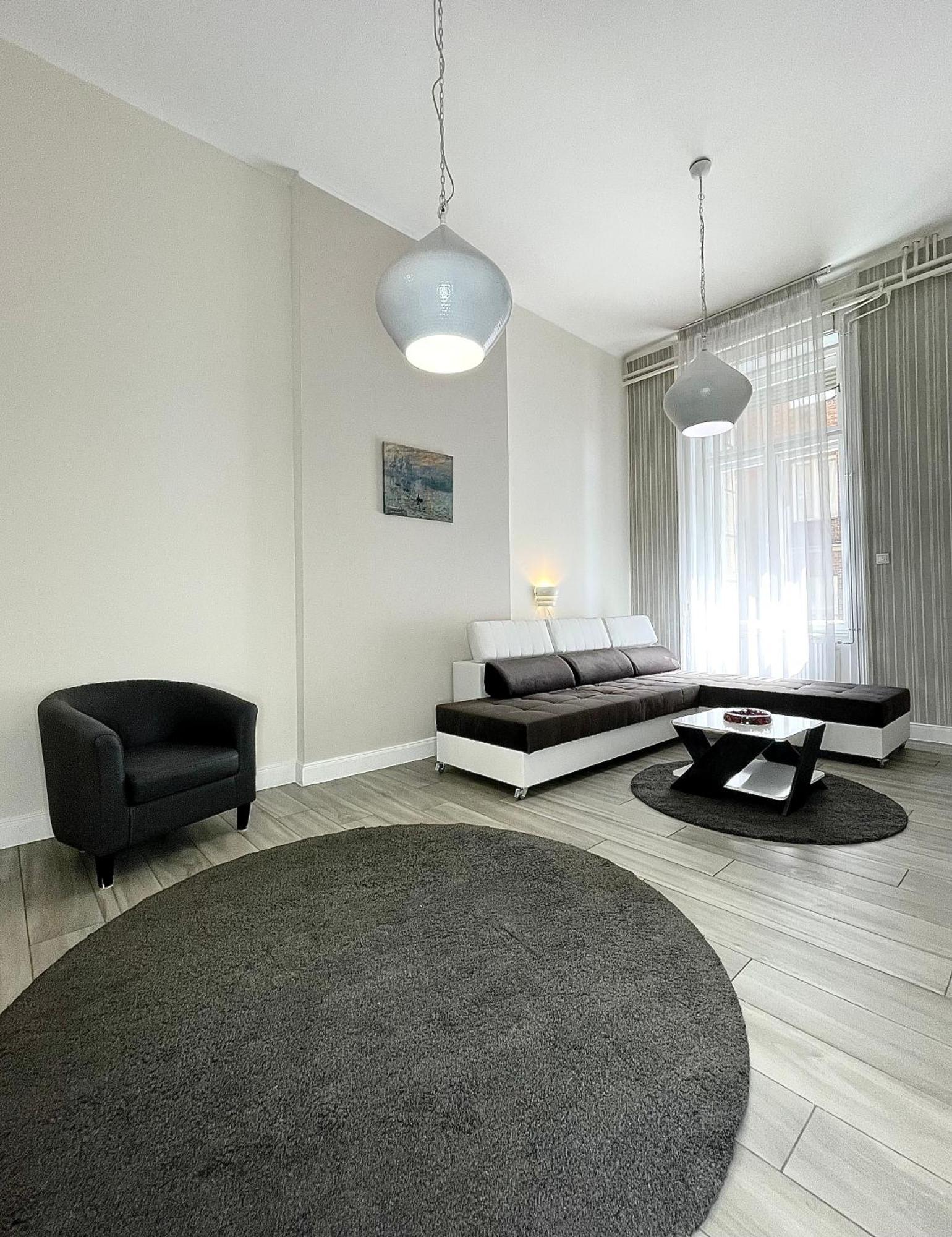 Trigon Palace Apartamento