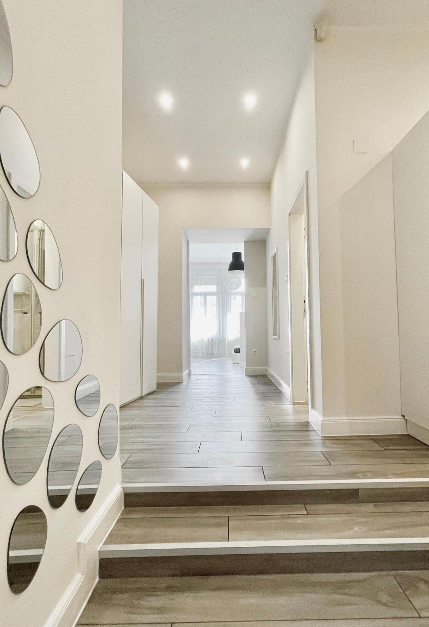 Trigon Palace Apartamento *